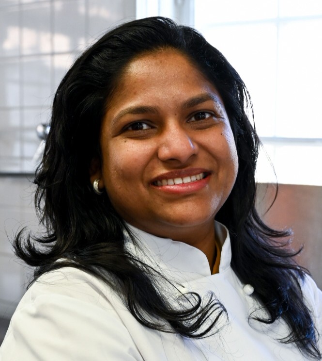 Porträtt av Remya, South Indian-kock