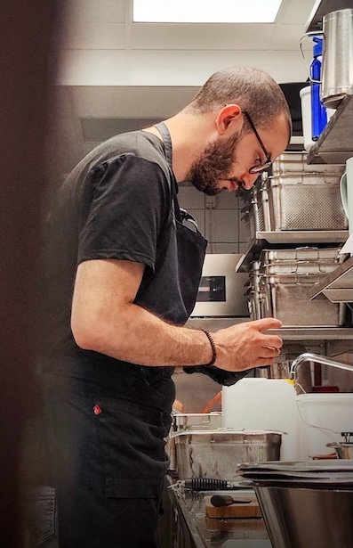 Porträtt av Adam, Middle Eastern-kock