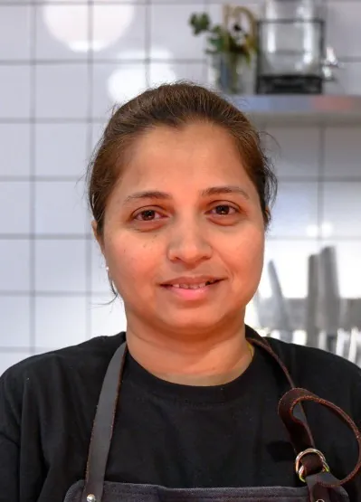 Portrait of Manisha, North Indian chef